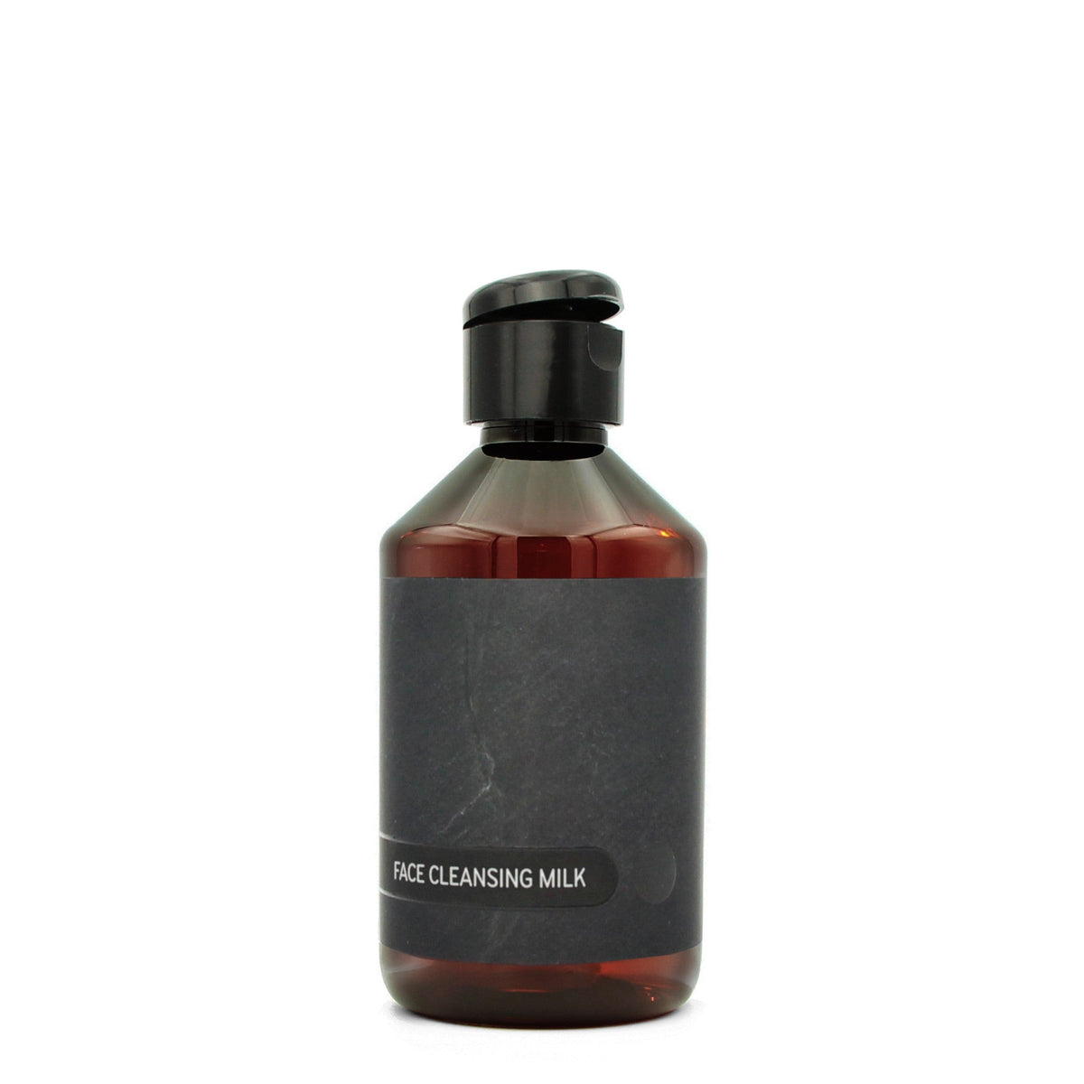 BY MONO plniteľná fľaštička „Black Slate“ – pleťové čistiace mlieko, 250 ml, čierny flip-top uzáver