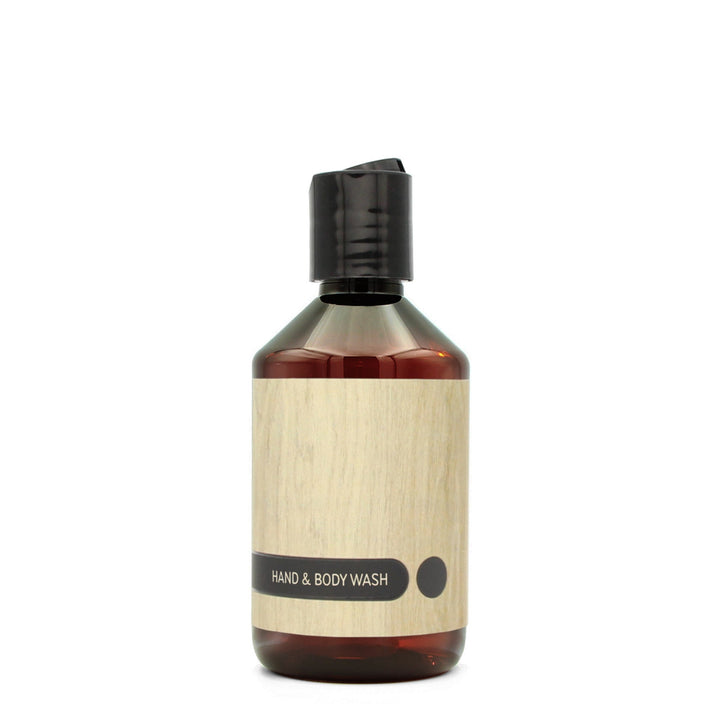 BY MONO plniteľná fľaštička „Oak“ – umývací gél na ruky a telo, 250 ml, čierny disc-top uzáver