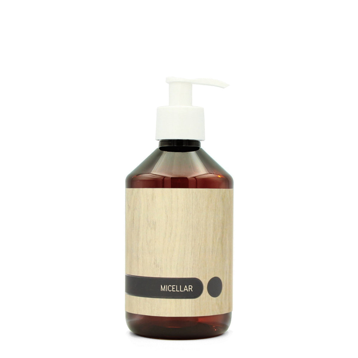 BY MONO plniteľná fľaštička „Oak“ – micelárna voda, 250 ml, biela pumpička