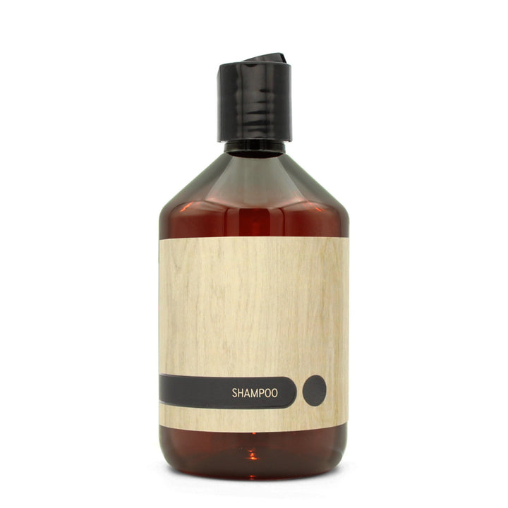BY MONO plniteľná fľaštička „Oak“ – šampón, 500 ml, čierny disc-top uzáver