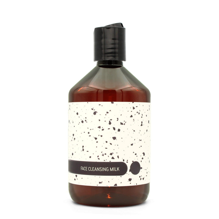 BY MONO plniteľná fľaštička „Terrazzo“ – pleťové čistiace mlieko, 500 ml, čierny disc-top uzáver